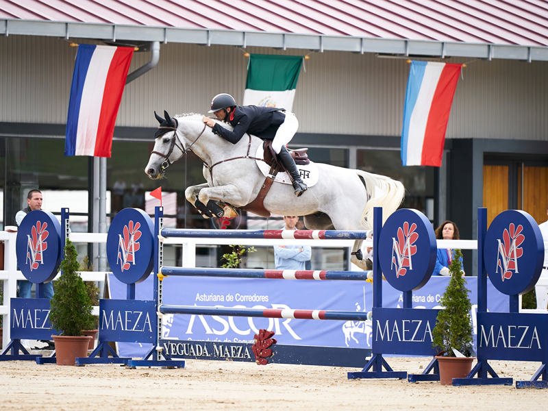 Trofeo adicional al mejor CDE en el CSI3* Maeza